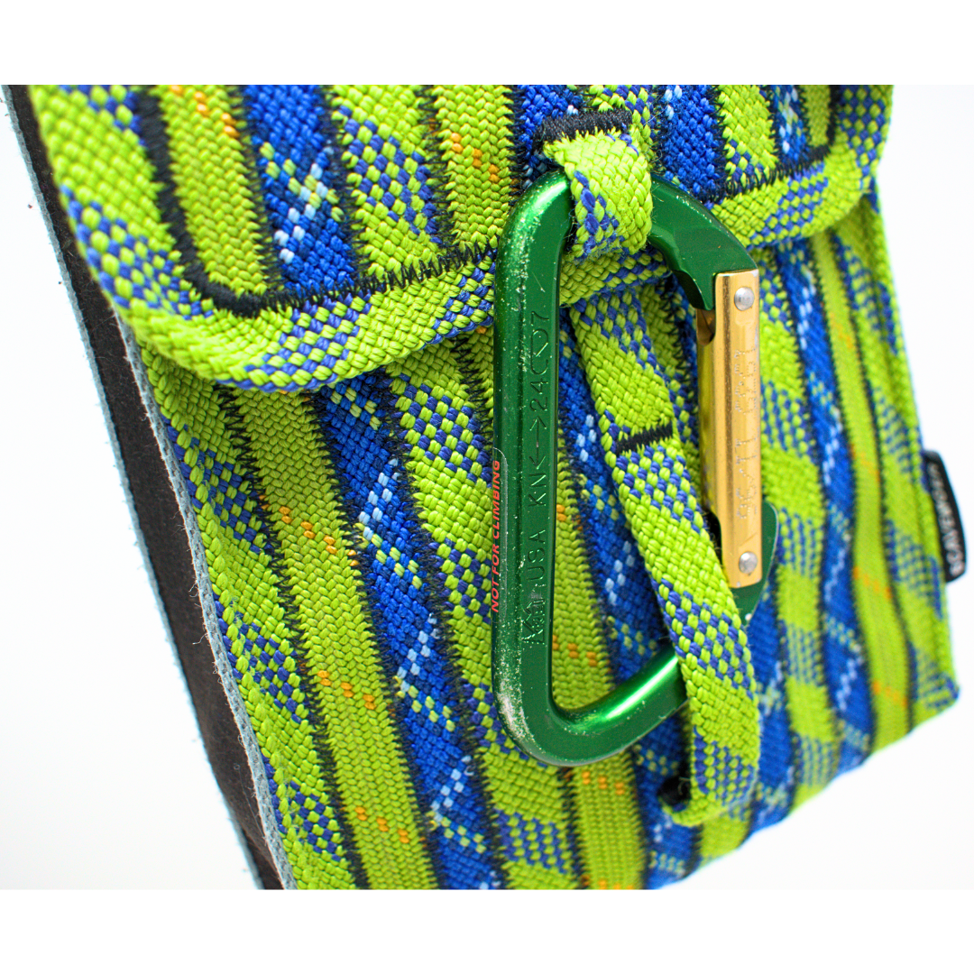 Karabiner Bag Earth by Scavenger