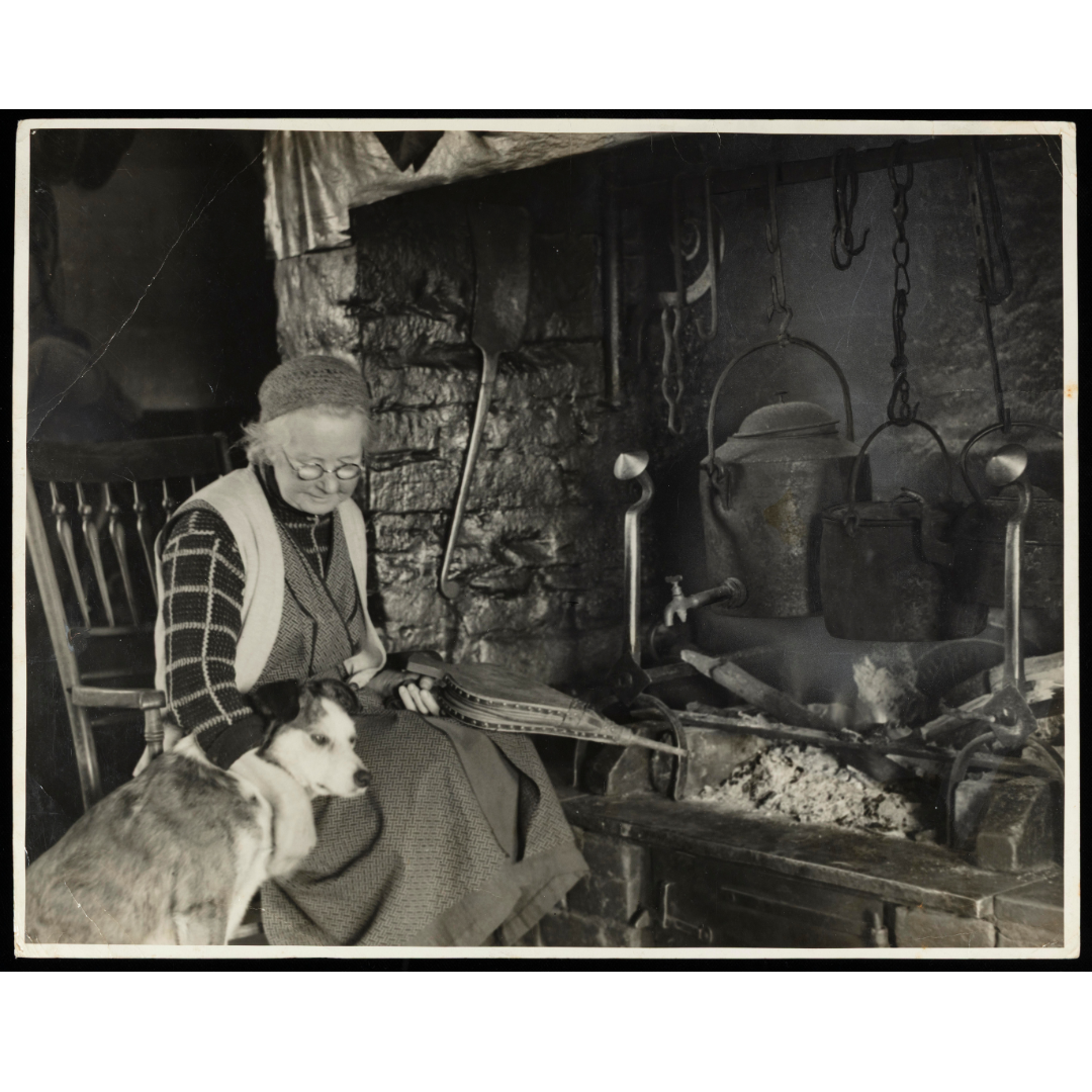 Woman and Dog PC