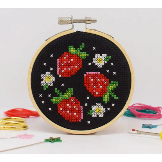 Cross Stitch Kit Mini Strawberries